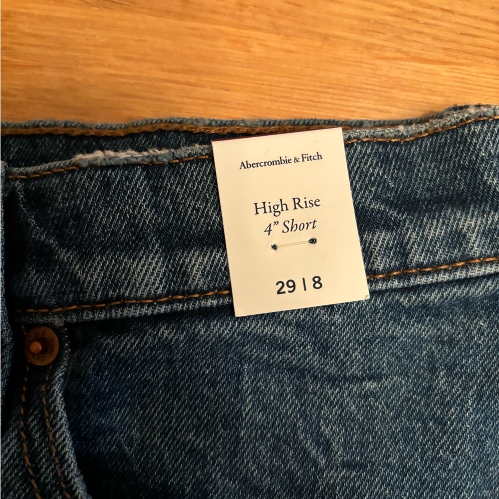 NWT Abercrombie & Fitch high rise shorts